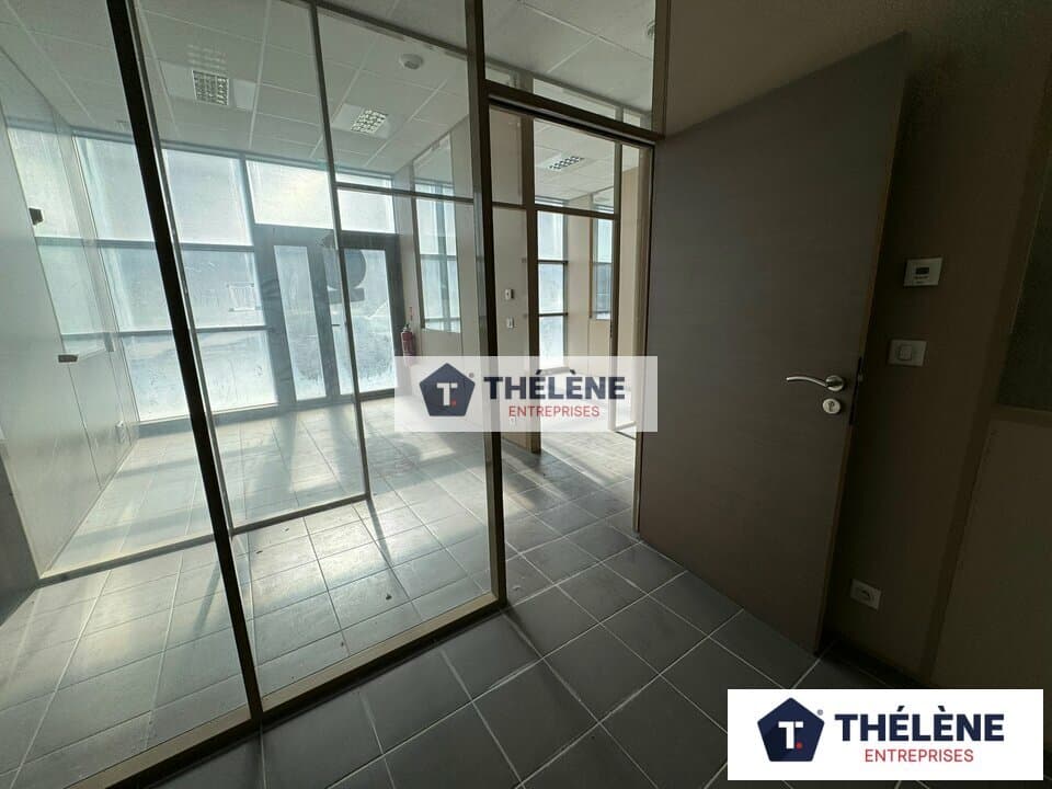 Local commercial · 224 m² · Achat des murs — photo 3