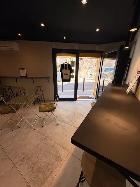 Local commercial · 50 m² · Fonds de commerce — photo 3