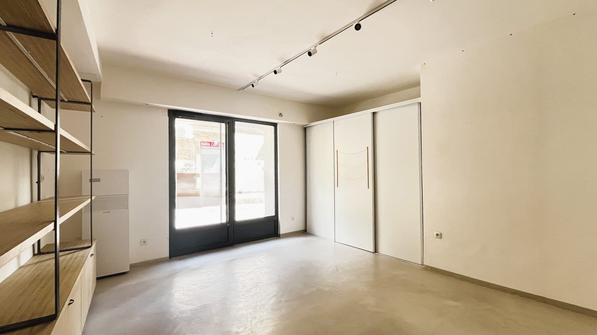 Local commercial · 25 m² · Achat des murs — photo 2