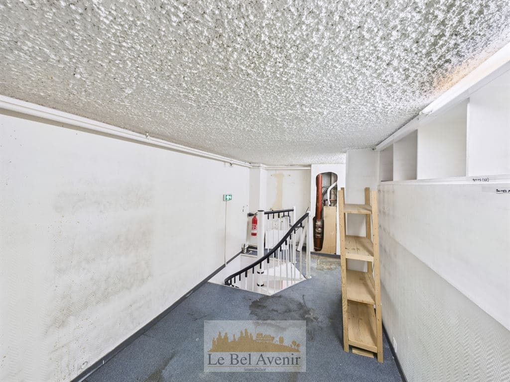 Local commercial · 50 m² · Achat des murs — photo 3
