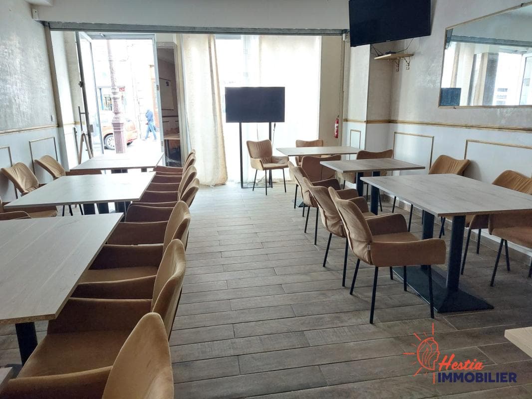 Local commercial · 60 m² · Location — photo 1