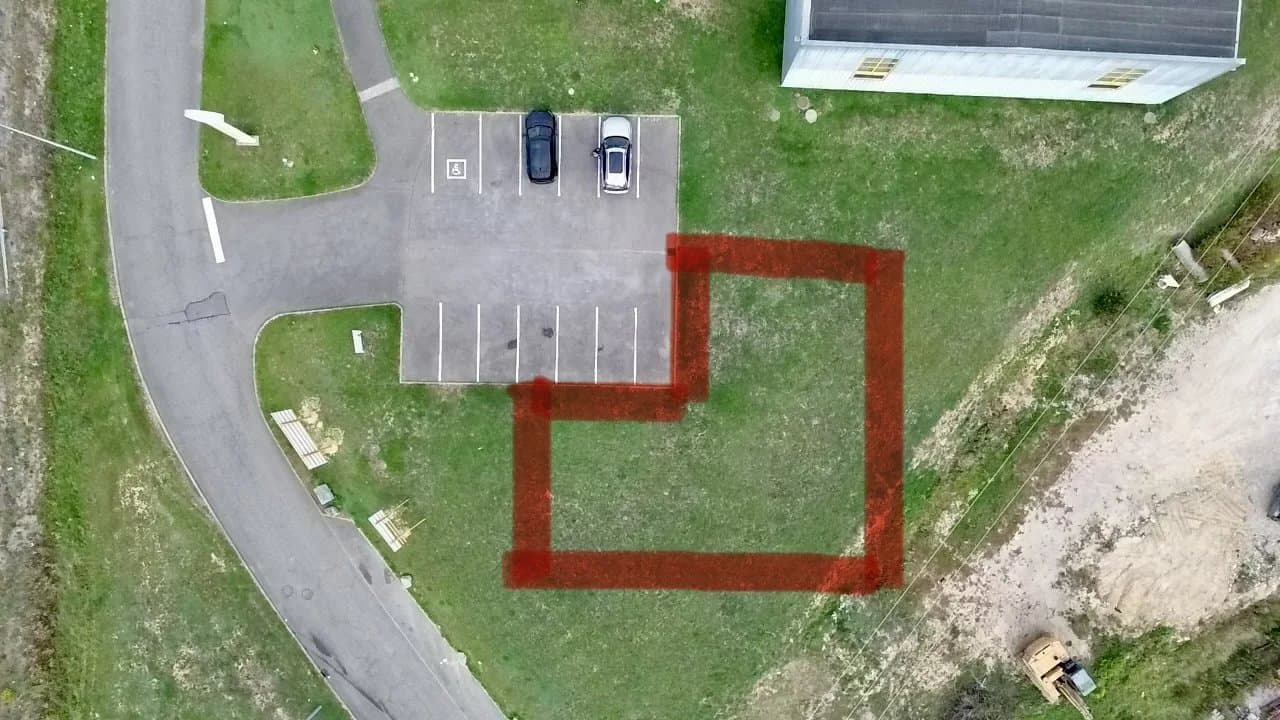 Local commercial · 272 m² · Location — photo 2