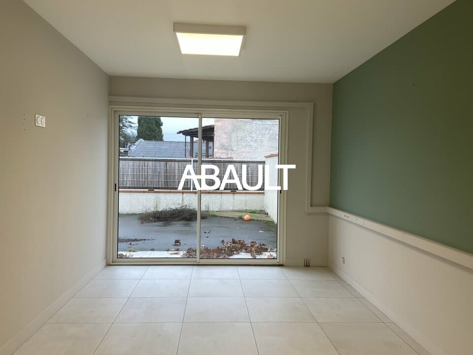 Local commercial · 120 m² · Achat des murs — photo 2