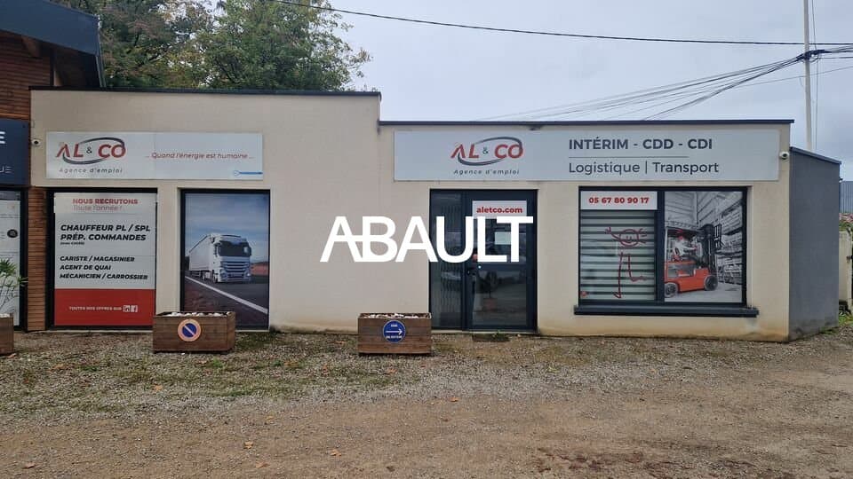 Local commercial · 64 m² · Location — photo 1
