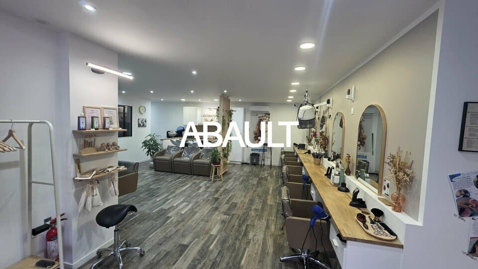 Local commercial · 76 m² · Cession de bail — photo 1