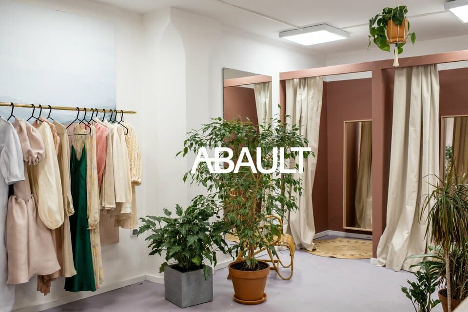 Local commercial · 52 m² · Location — photo 3