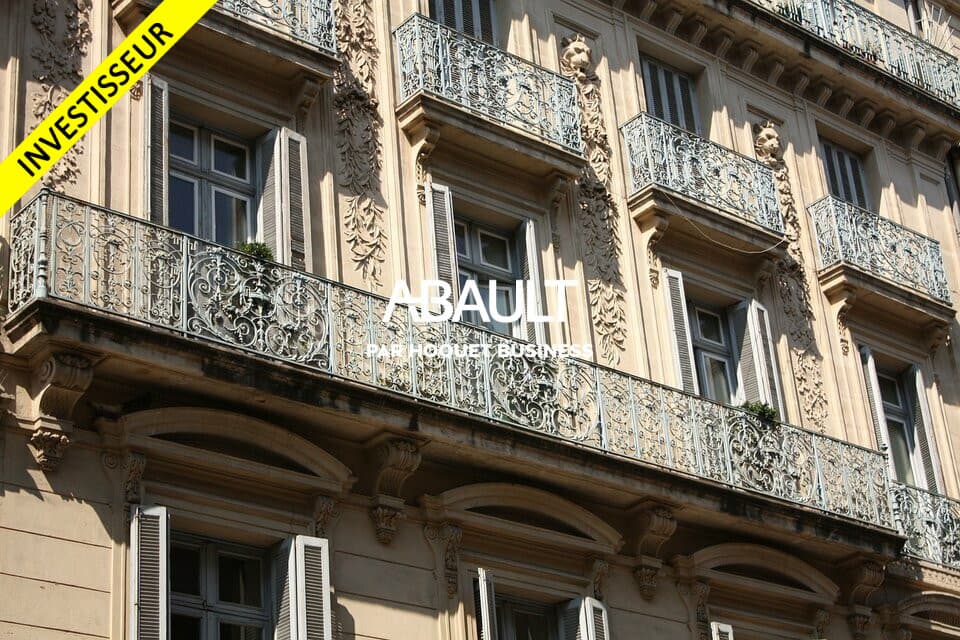 Local commercial · 33 m² · Achat des murs — photo 3