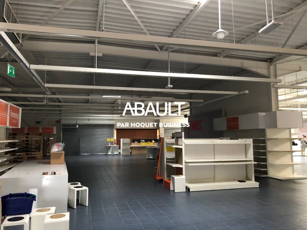 Local commercial · 500 m² · Location — photo 2