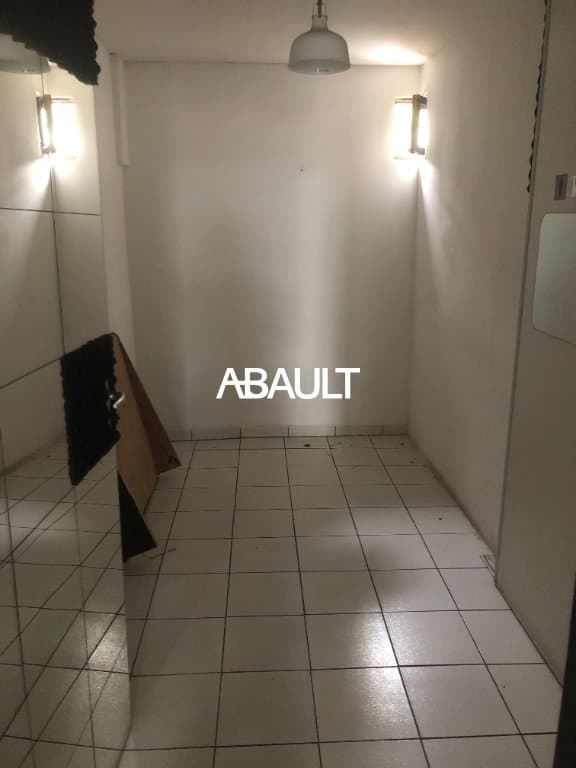 Local commercial · 40 m² · Location — photo 3