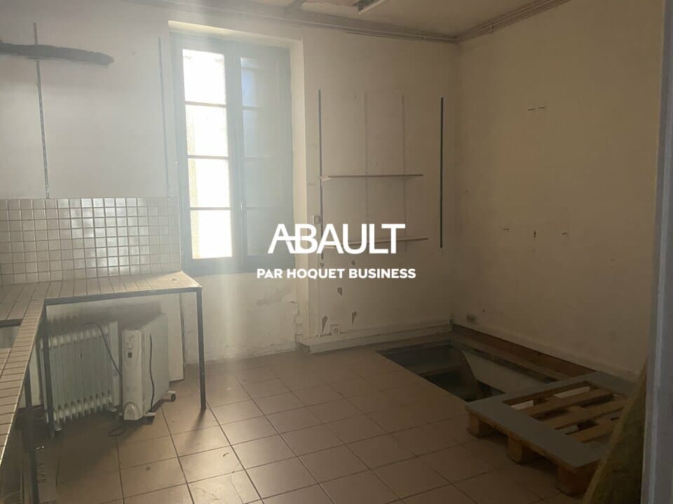 Local commercial · 50 m² · Location — photo 2