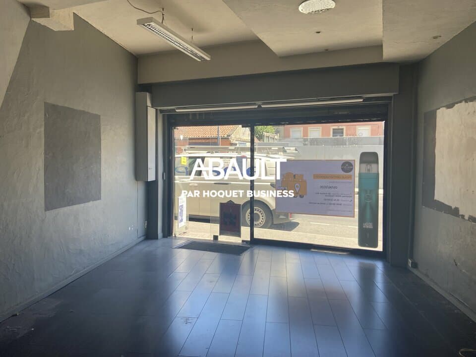 Local commercial · 50 m² · Location — photo 3
