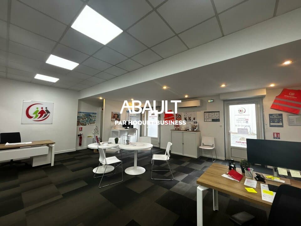 Local commercial · 115 m² · Location — photo 3