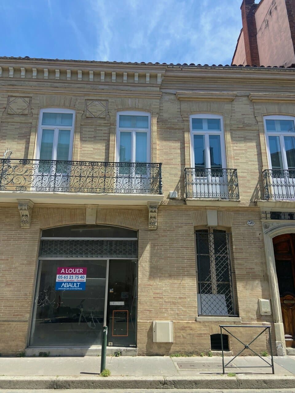 Local commercial · 55 m² · Location — photo 1