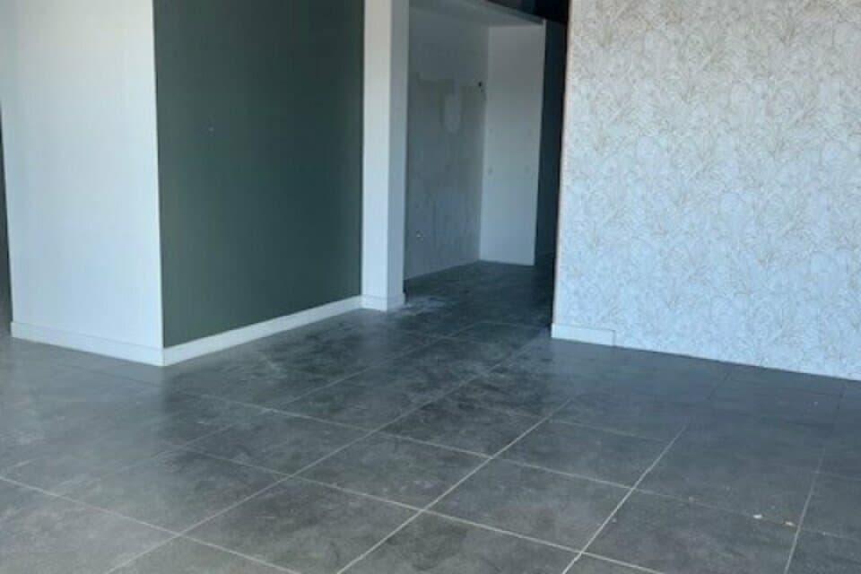 Local commercial · 400 m² · Location — photo 2