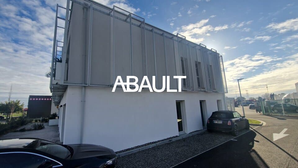 Local commercial · 200 m² · Location — photo 3