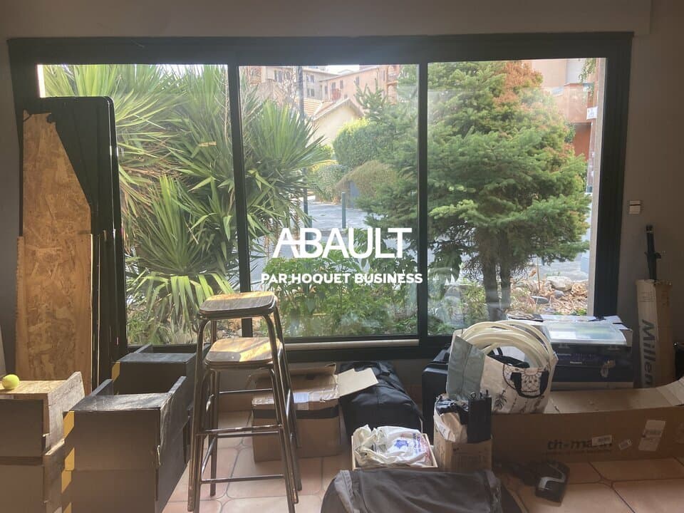Local commercial · 75 m² · Location — photo 3