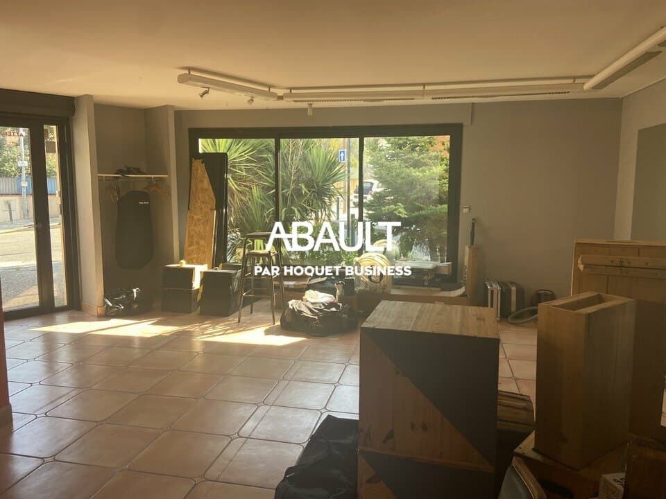 Local commercial · 75 m² · Location — photo 1