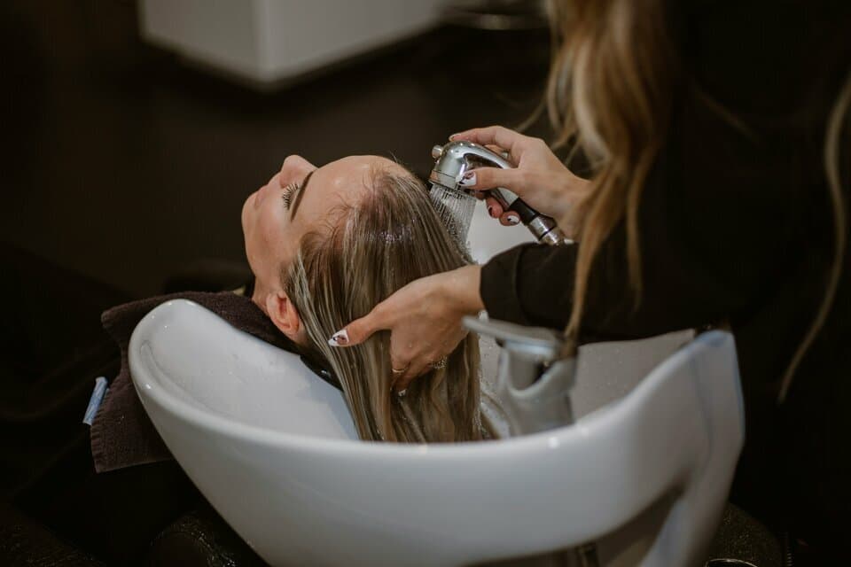 Salon coiffure · 80 m² · Fonds de commerce — photo 2