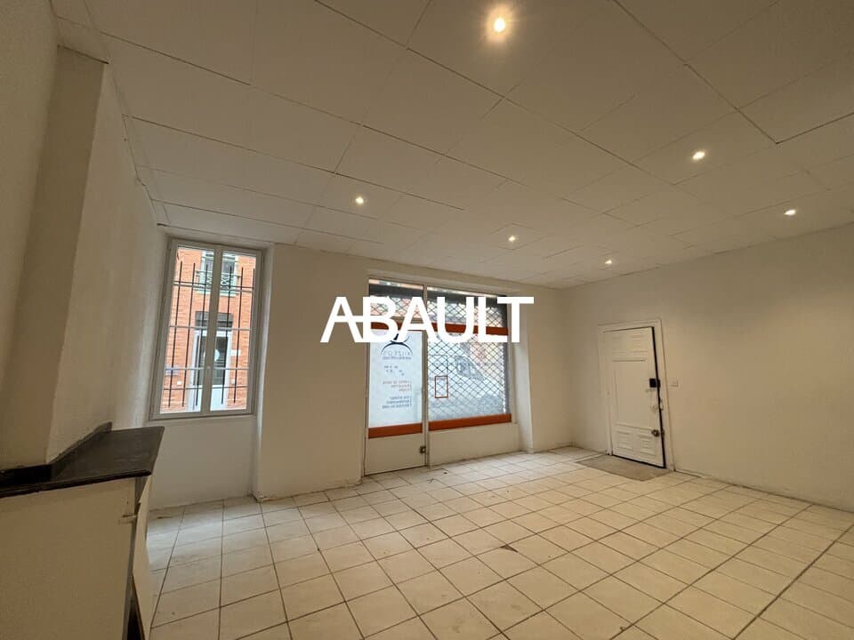 Local commercial · 40 m² · Location — photo 3
