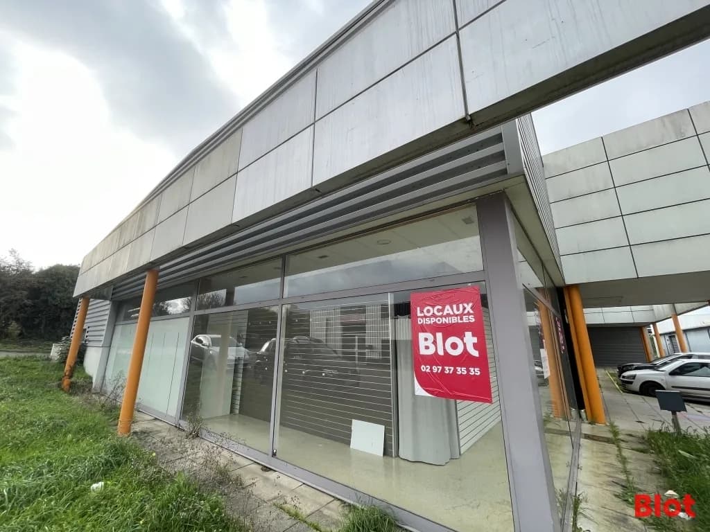 Local commercial 512 m² — Lorient — photo 1
