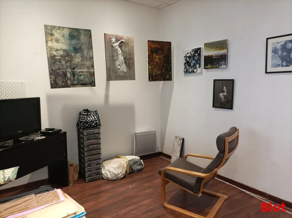 Local commercial · 42 m² · Fonds de commerce — photo 2