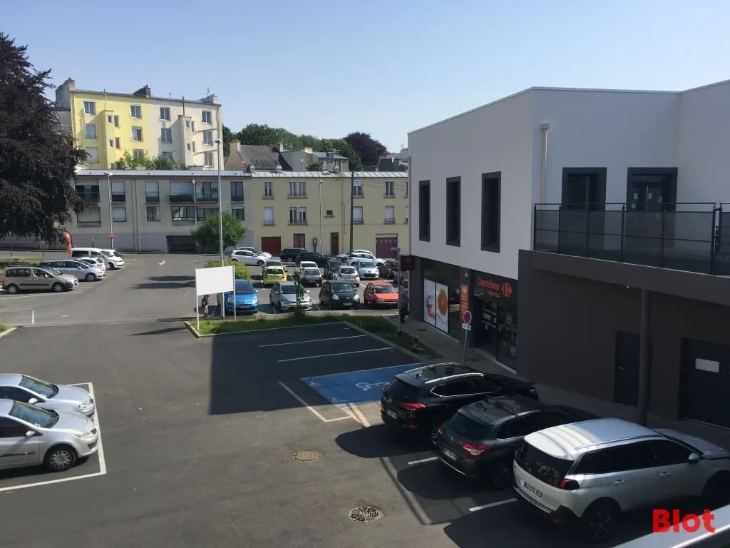 Local commercial · 327 m² · Fonds de commerce — photo 1