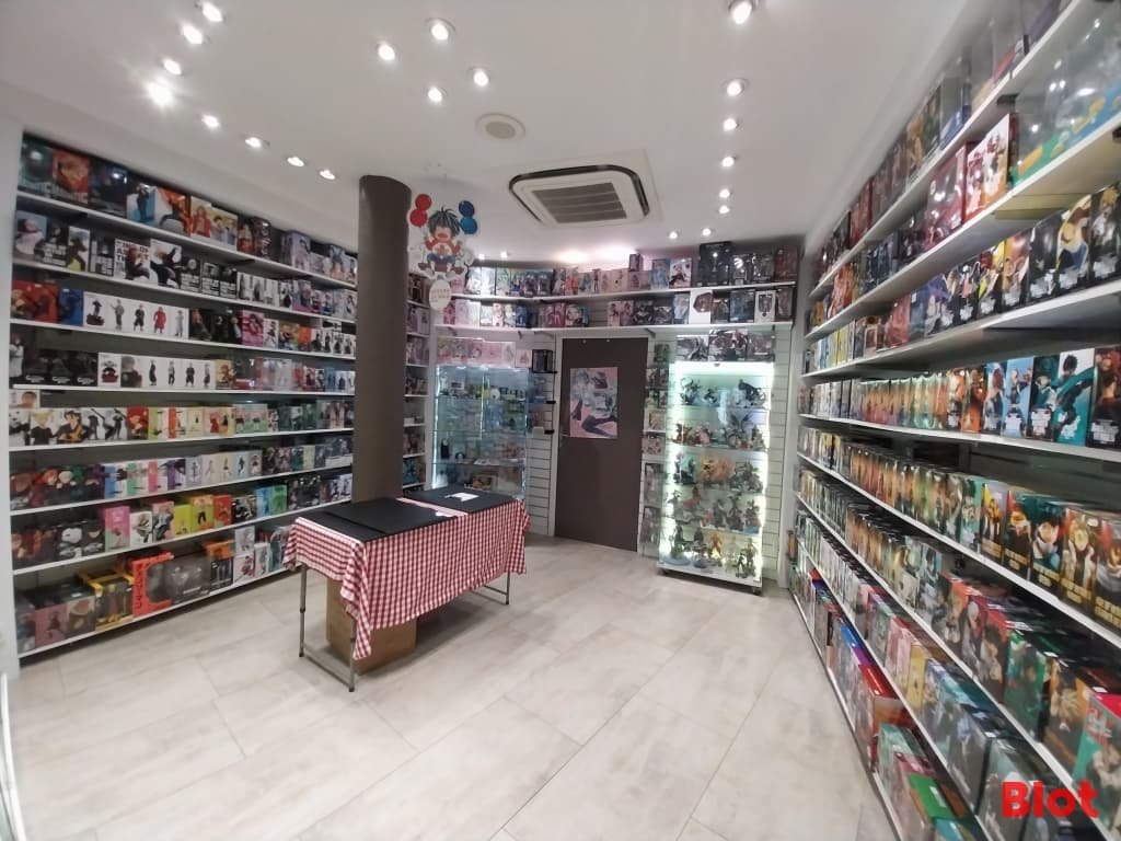 Local commercial · 105 m² · Location — photo 2