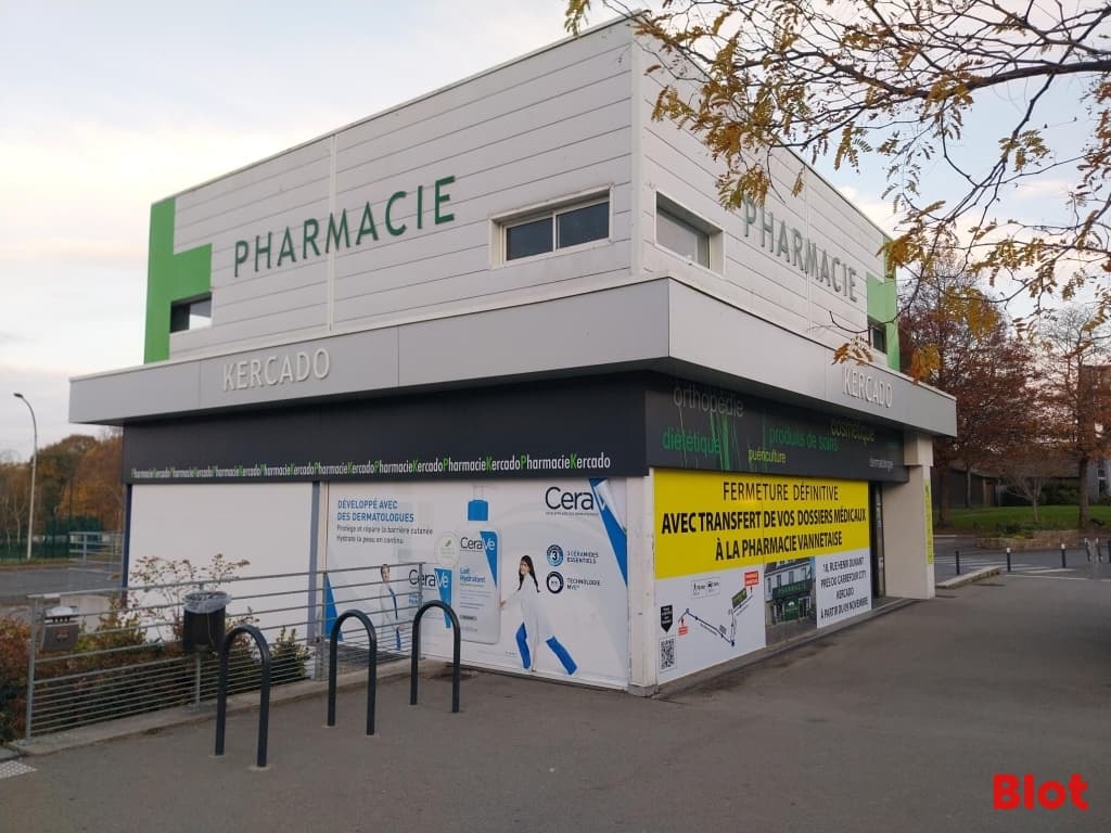 Local commercial 180 m² — Vannes — photo 1