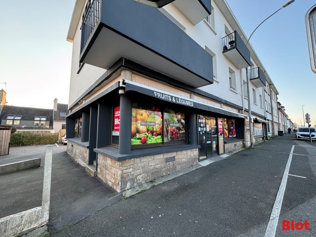 Local commercial 170 m² — Lorient — photo 1