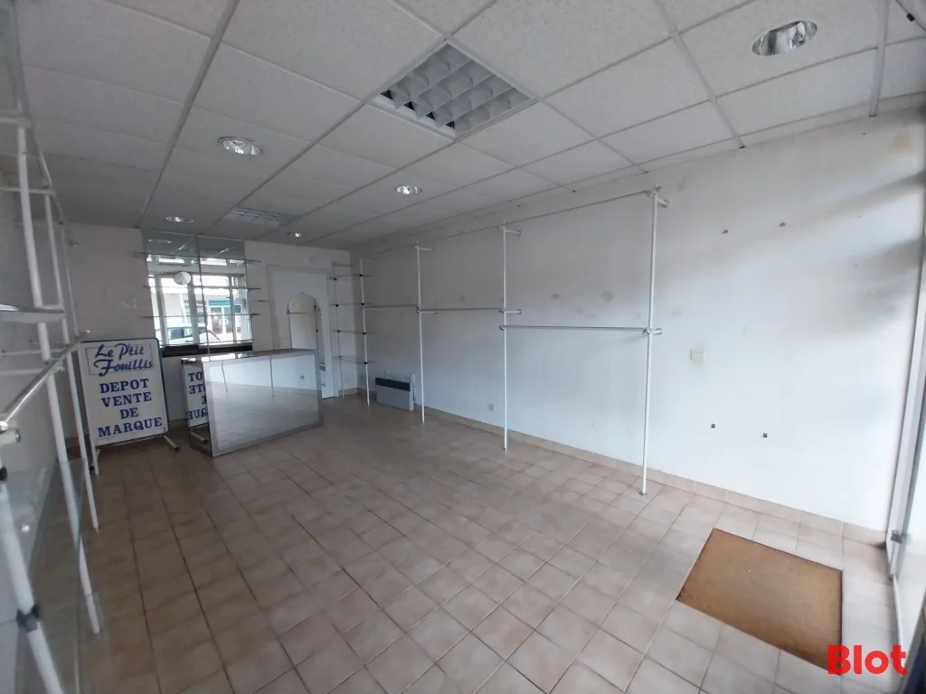 Local commercial · 30 m² · Achat des murs — photo 3