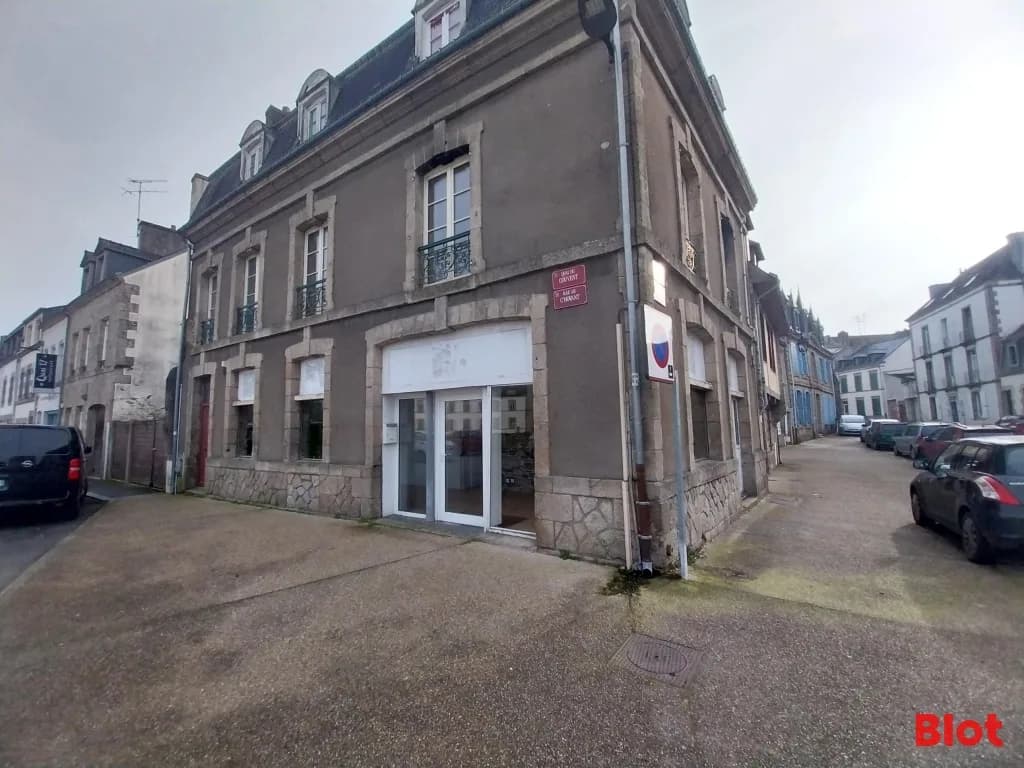 Local commercial · 50 m² · Location — photo 1