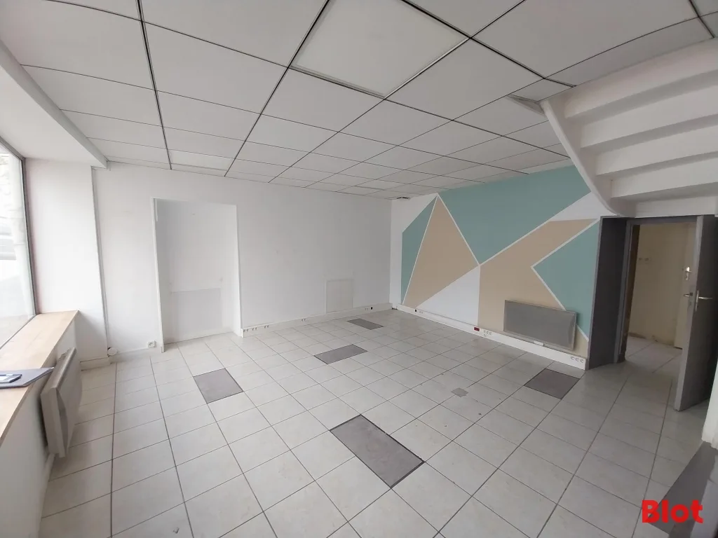 Local commercial · 64 m² · Fonds de commerce — photo 2