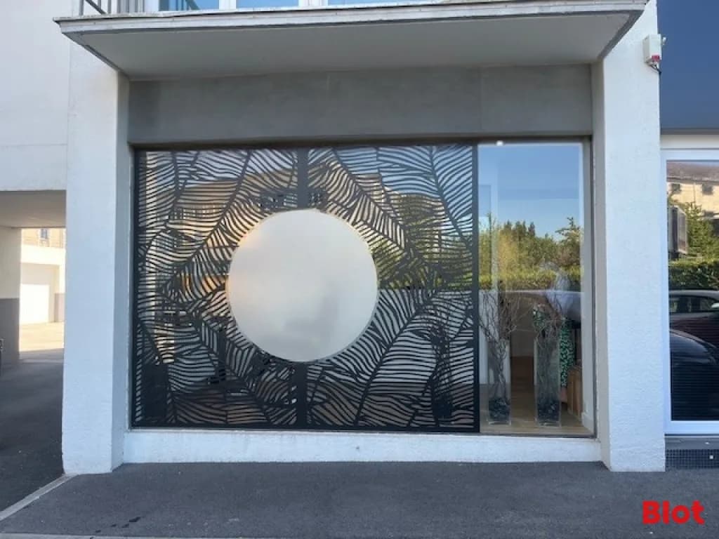 Local commercial · 60 m² · Location — photo 2