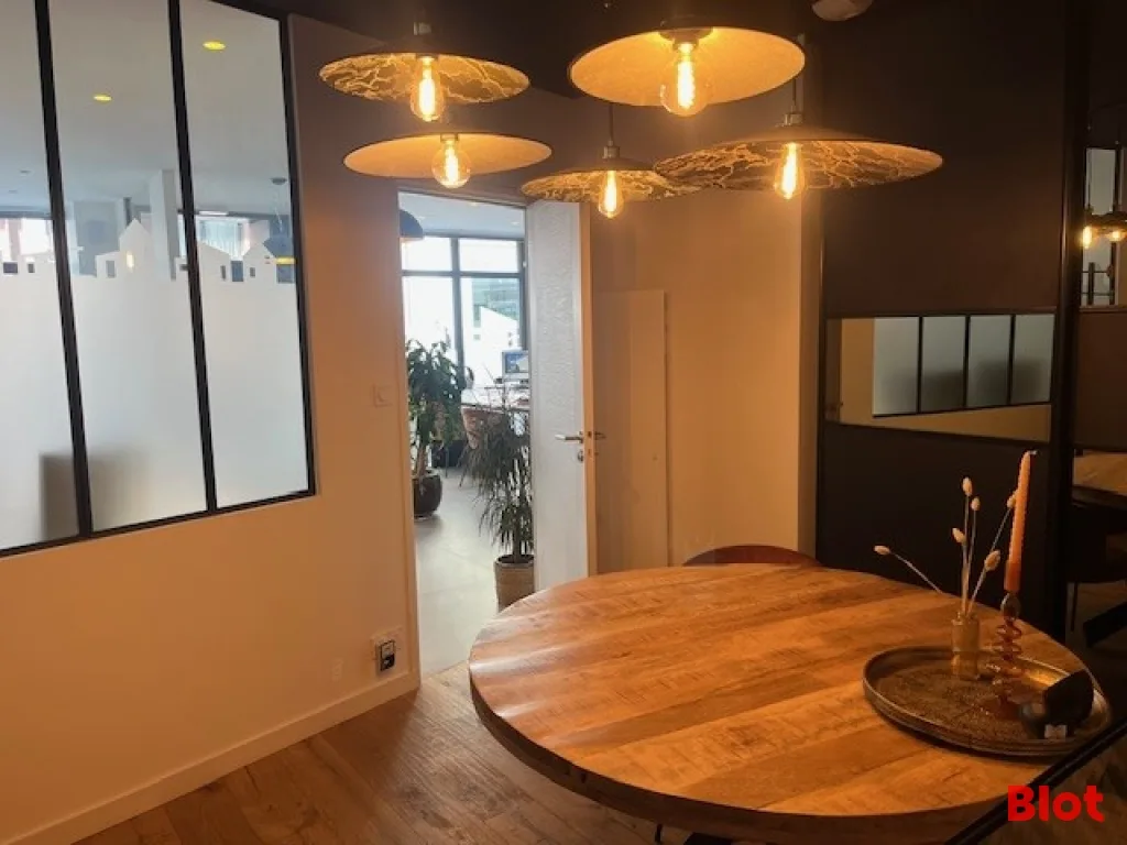 Local commercial 75 m² — Vannes — photo 1