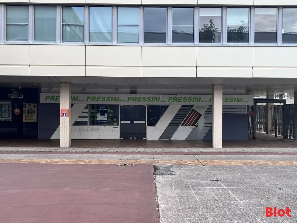 Local commercial · 134 m² · Fonds de commerce — photo 1
