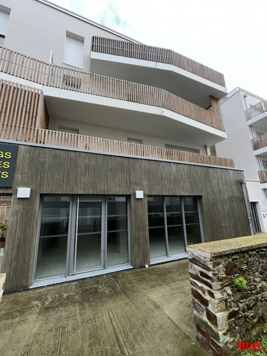 Local commercial · 119 m² · Achat des murs — photo 1