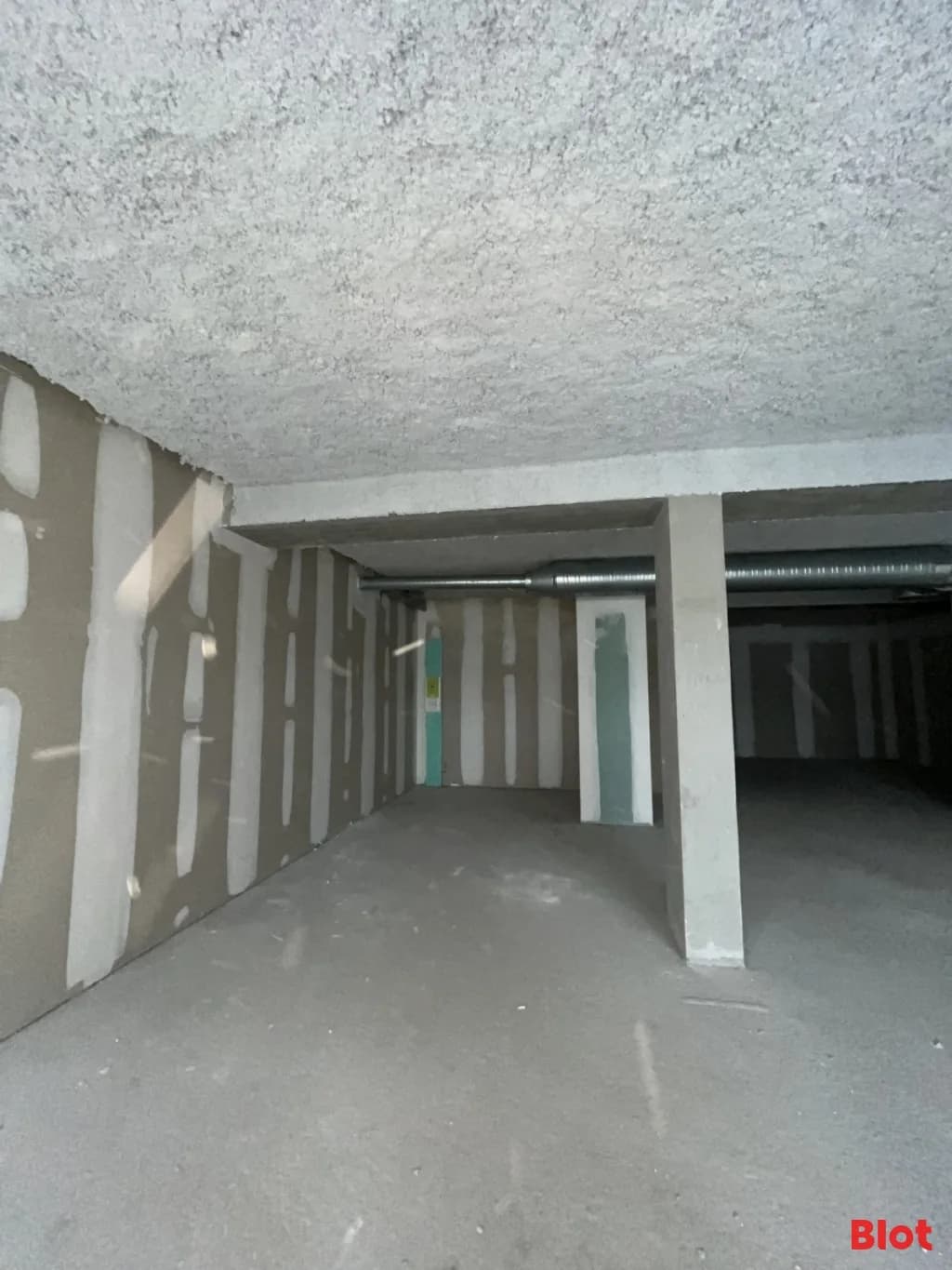 Local commercial · 119 m² · Achat des murs — photo 3
