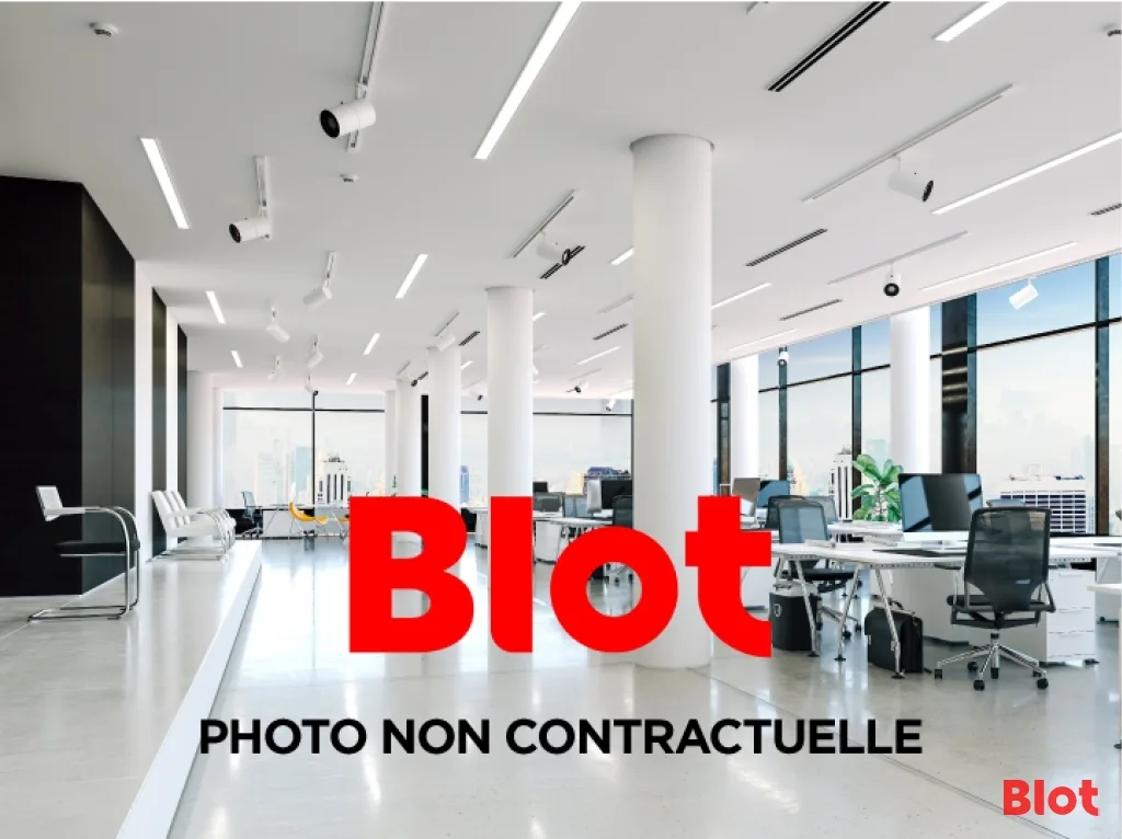 Local commercial · 83 m² · Location — photo 3