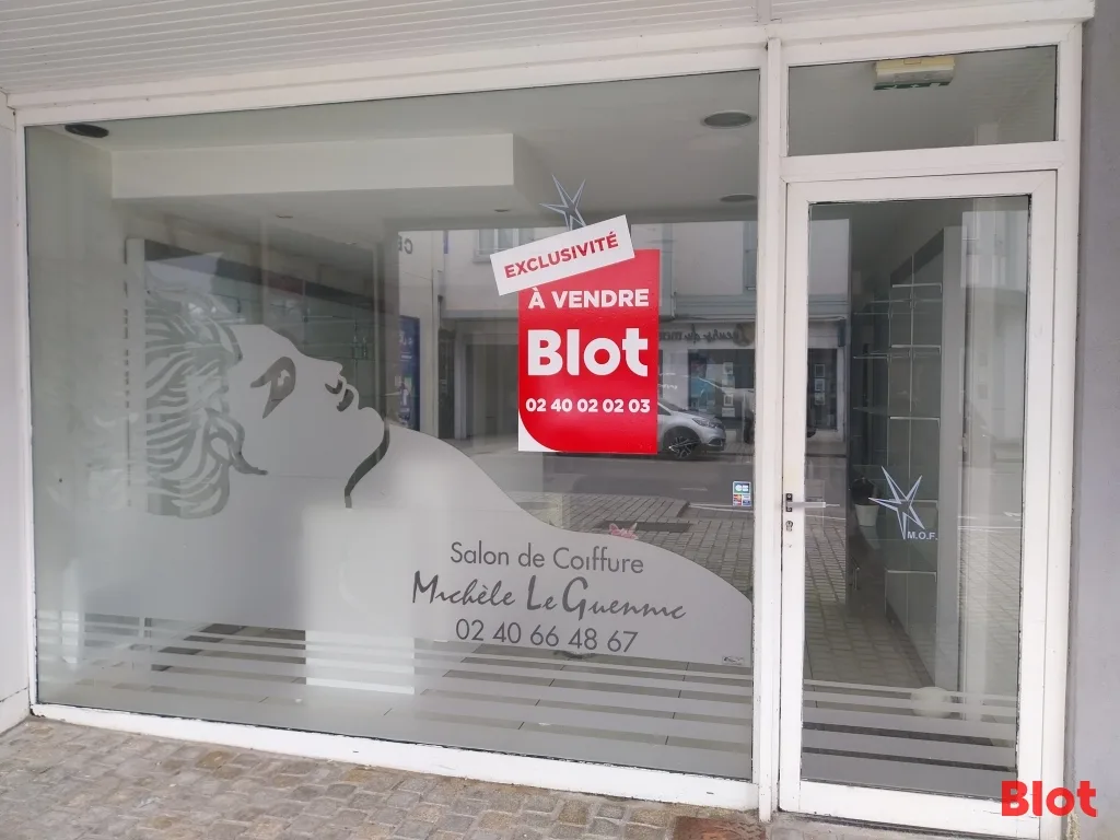 Local commercial · 50 m² · Achat des murs — photo 2