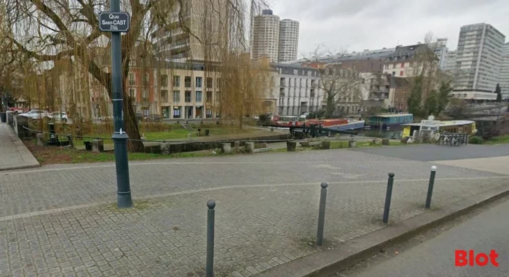 Local commercial · 73 m² · Location — photo 3
