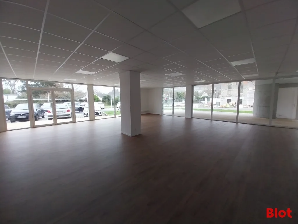 Local commercial · 168 m² · Location — photo 2