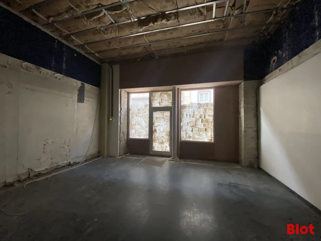 Local commercial · 50 m² · Location — photo 2