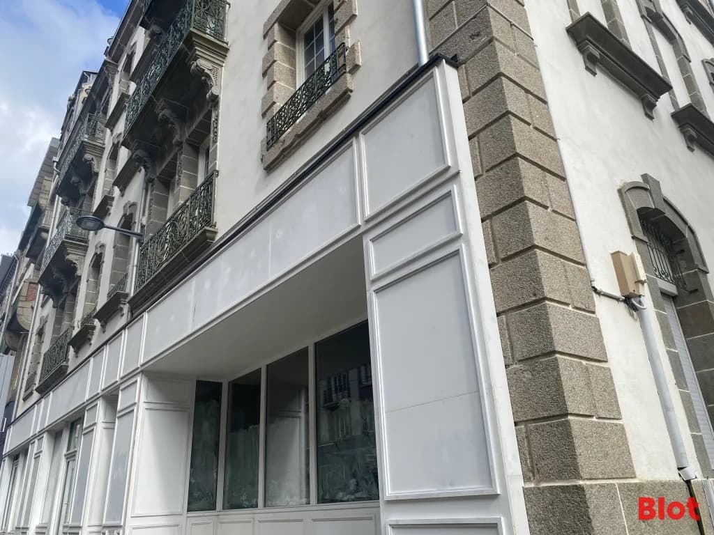 Local commercial · 50 m² · Location — photo 1