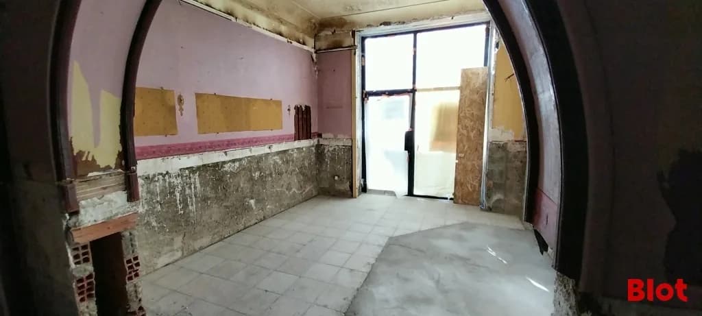 Local commercial · 40 m² · Location — photo 2