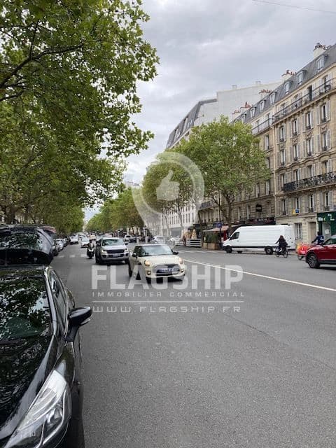 Local commercial · 70 m² · Cession de bail — photo 3