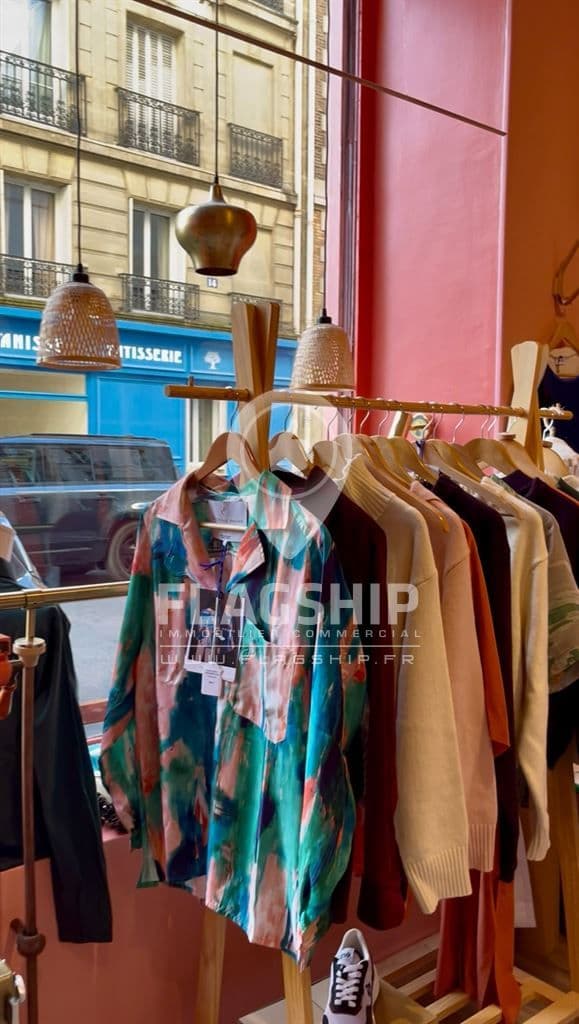 Local commercial · 31 m² · Cession de bail — photo 2