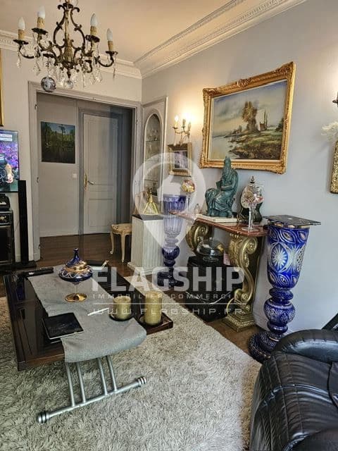 Local commercial · 61 m² · Achat des murs — photo 2