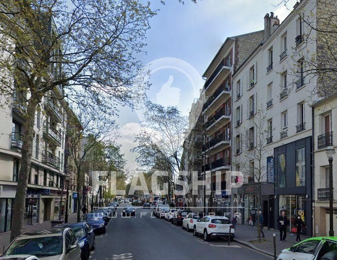 Local commercial · 73 m² · Cession de bail — photo 1