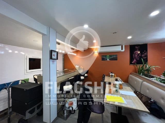 Local commercial · 141 m² · Cession de bail — photo 3