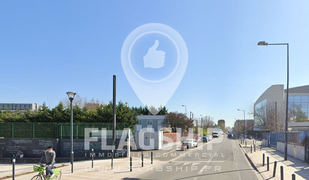 Local commercial · 1001 m² · Location — photo 1